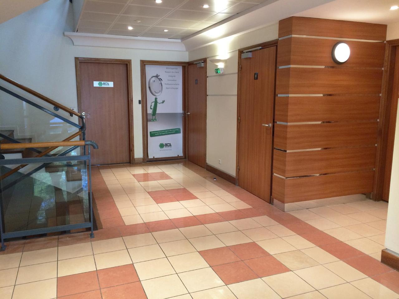 Bureau Aix-en-Provence 484m² Location bureau Aix-en-Provence Bouches-du-Rhône OLBUR2114977 9